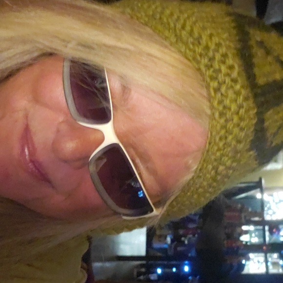 💥SOLD💥Wool Peace Hat✌️ - Picture 1 of 11